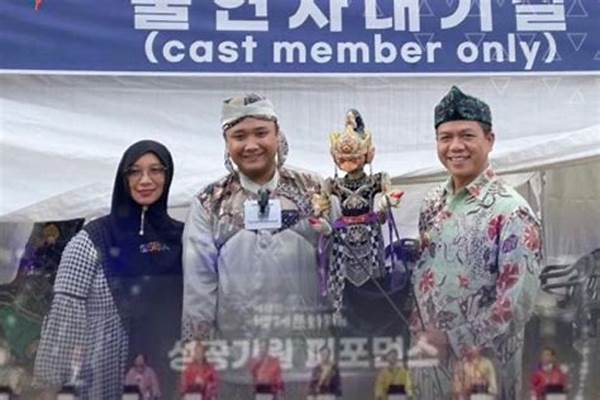 Video Wayang Golek Bandung Tampil Di Acara Budaya Nasional