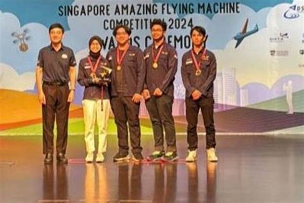 Mahasiswa Itb Juara Kompetisi Robot Internasional Di Jepang